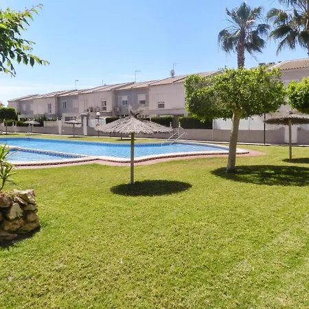 Bright And Modern House In Central With Large, Shared Pool, 5min F... * Torrevieja