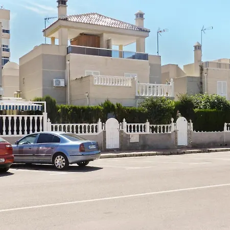 Apartamento Bright And Modern House In Central With Large, Shared Pool, 5min F... Torrevieja