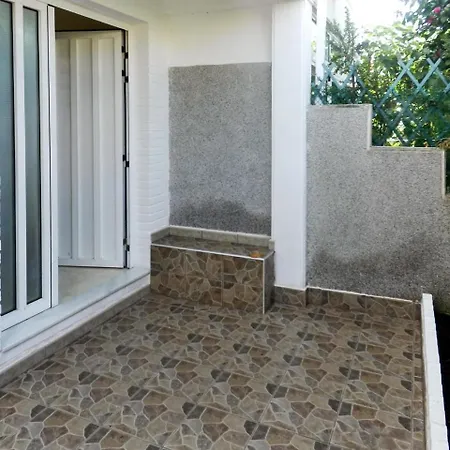 Bright And Modern House In Central With Large, Shared Pool, 5min F... Torrevieja